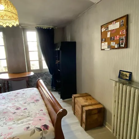 Chambre Calme Au Coeur D'Ussel Ussel  Buitenkant foto